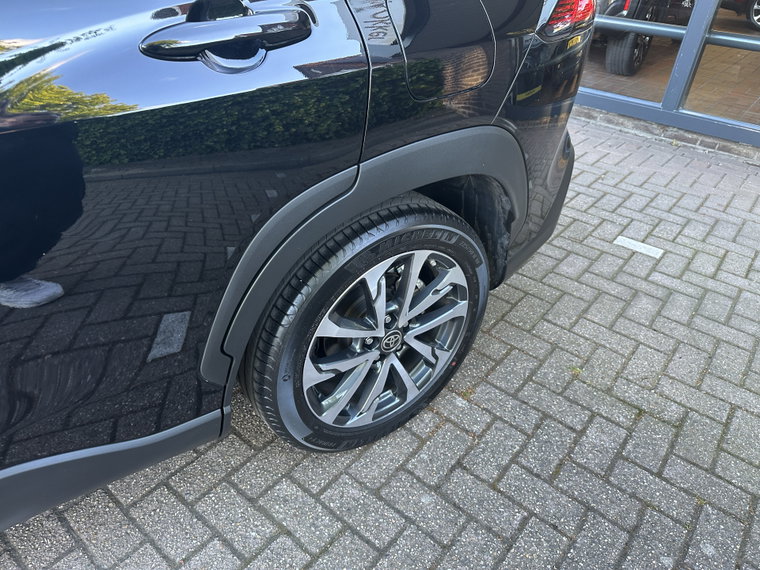 Vehicle Image 21