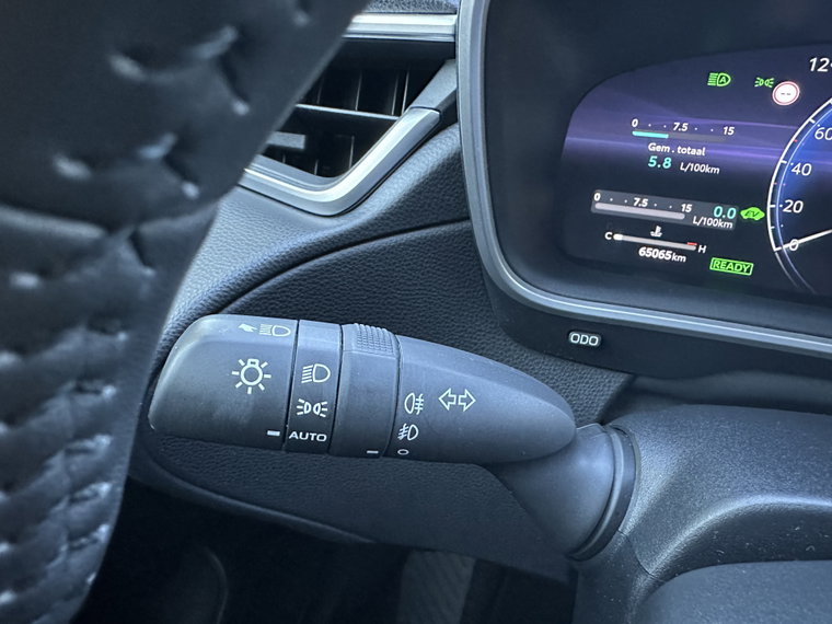 Vehicle Image 30