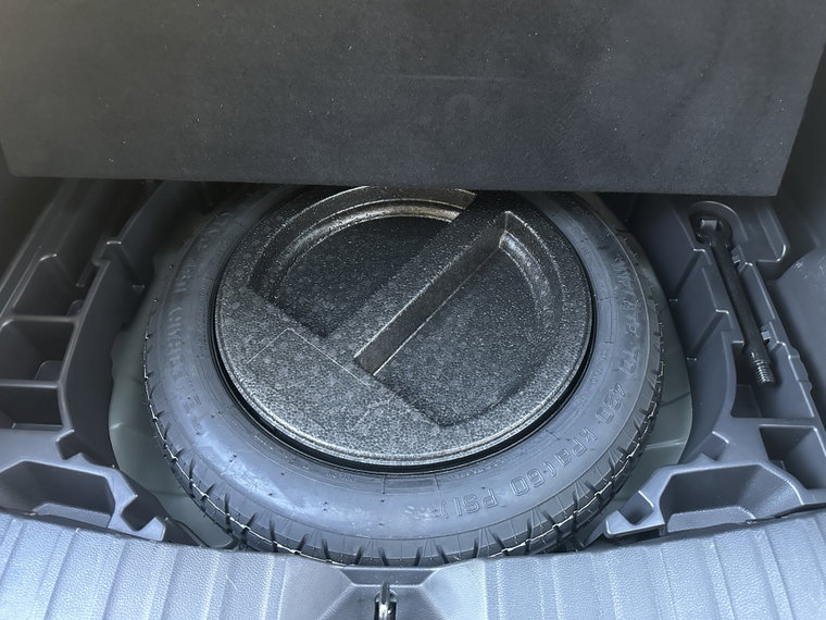 Vehicle Image 47