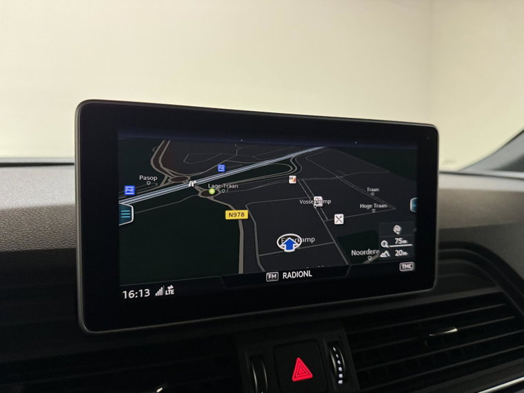 Vehicle Image 39