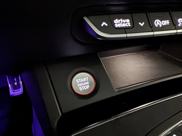 Vehicle Image 48