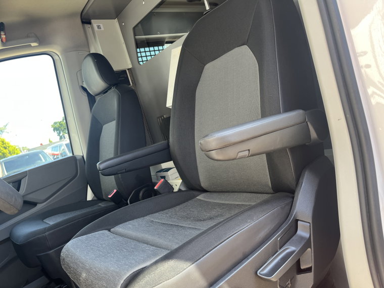 Vehicle Image 35