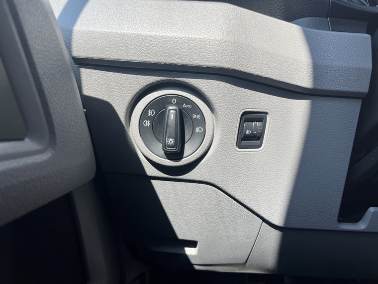 Vehicle Image 37