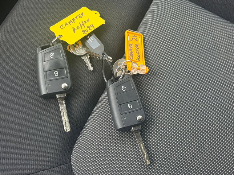 Vehicle Image 12
