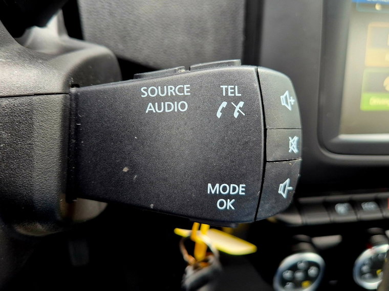 Vehicle Image 24