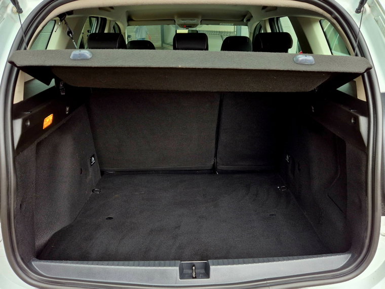 Vehicle Image 38