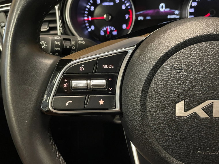 Vehicle Image 40