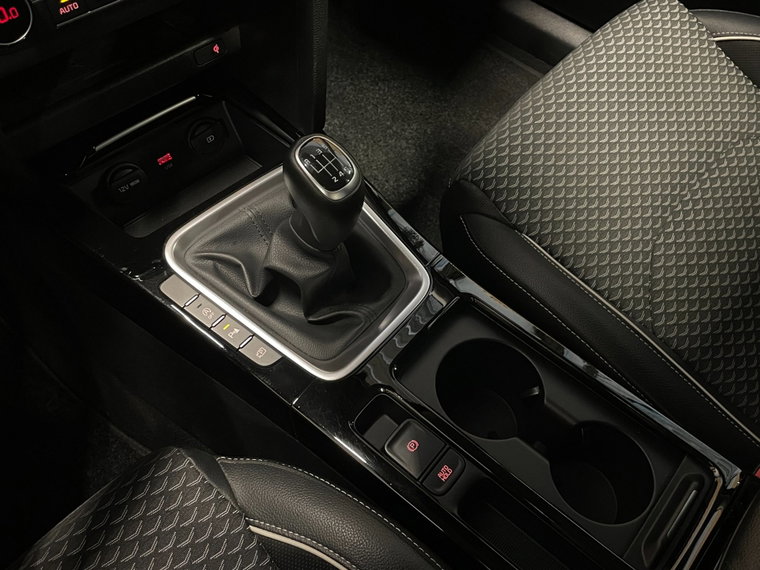 Vehicle Image 45