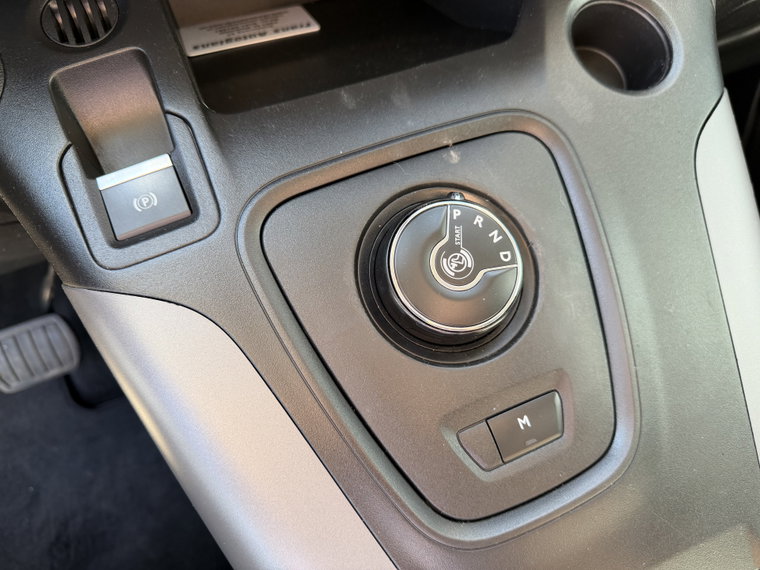 Vehicle Image 22