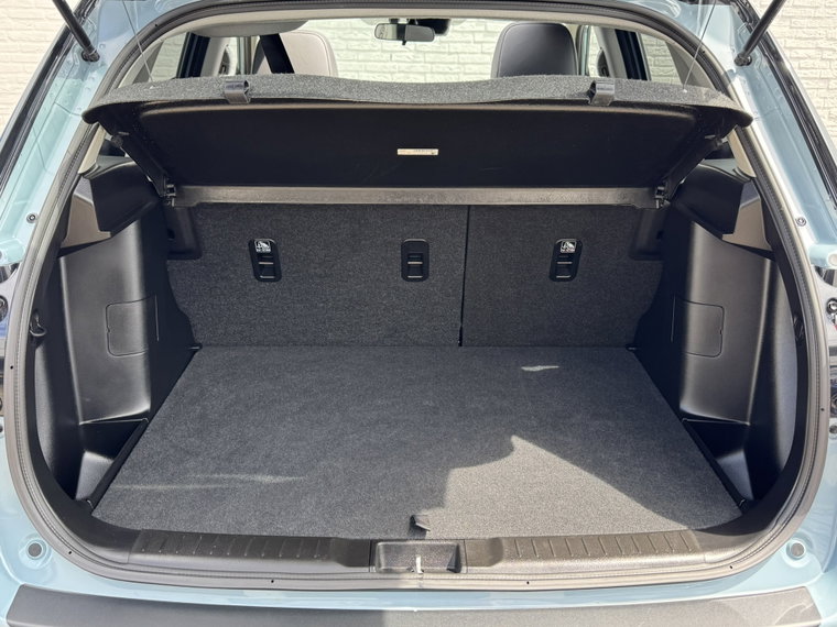 Vehicle Image 38