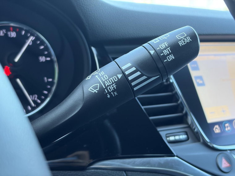 Vehicle Image 26