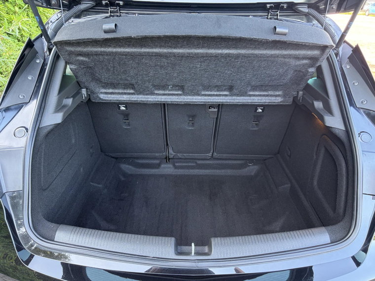 Vehicle Image 40