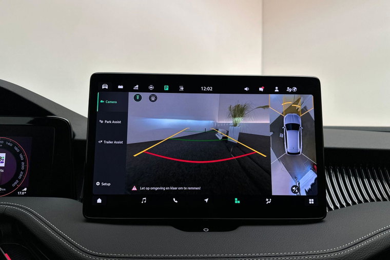 Vehicle Image 30