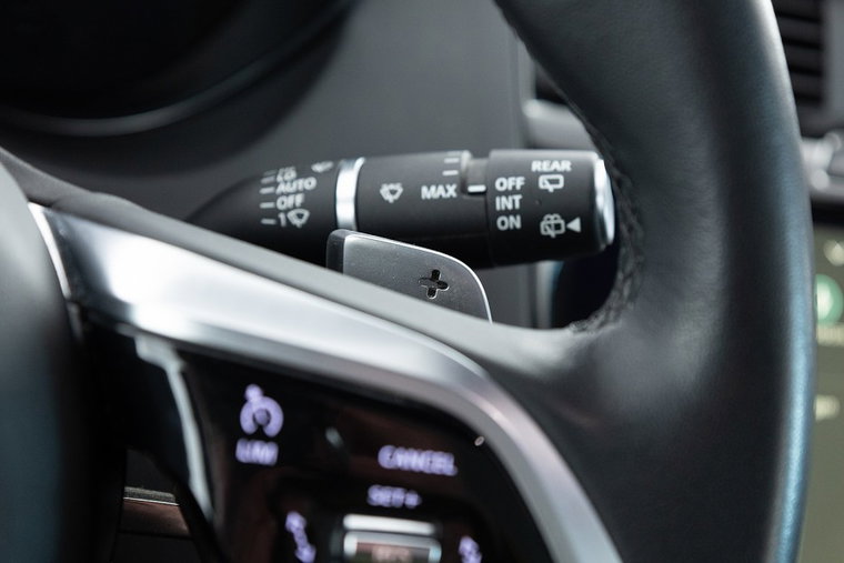 Vehicle Image 23