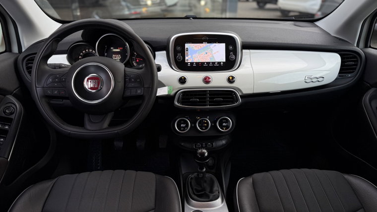 Vehicle Image 23