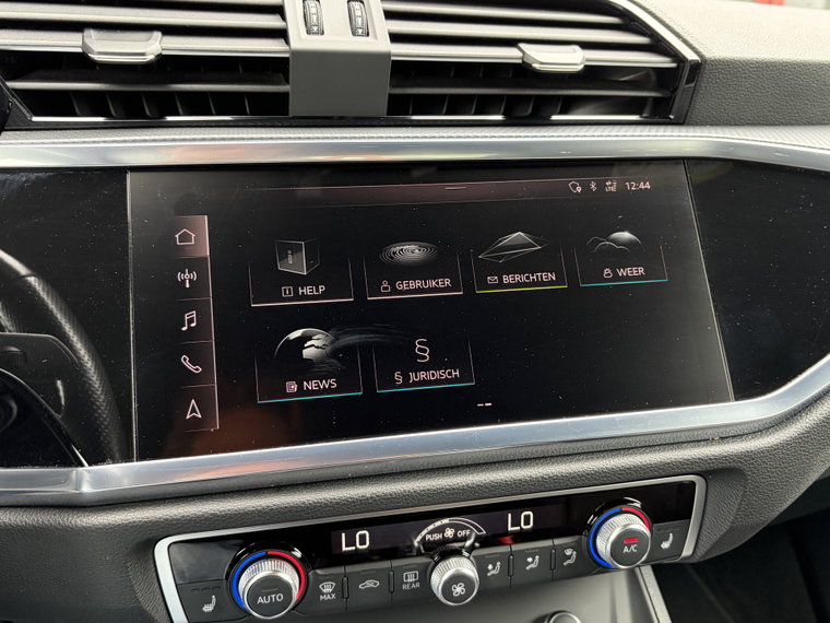 Vehicle Image 38