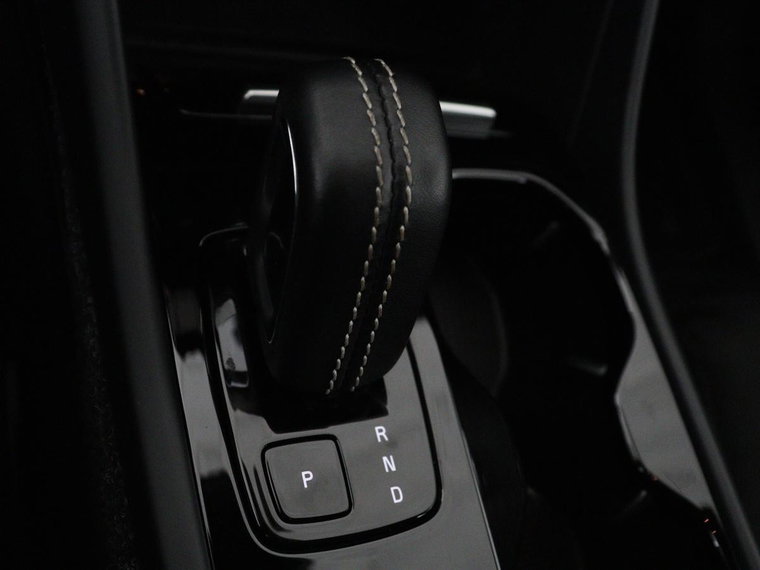 Vehicle Image 29