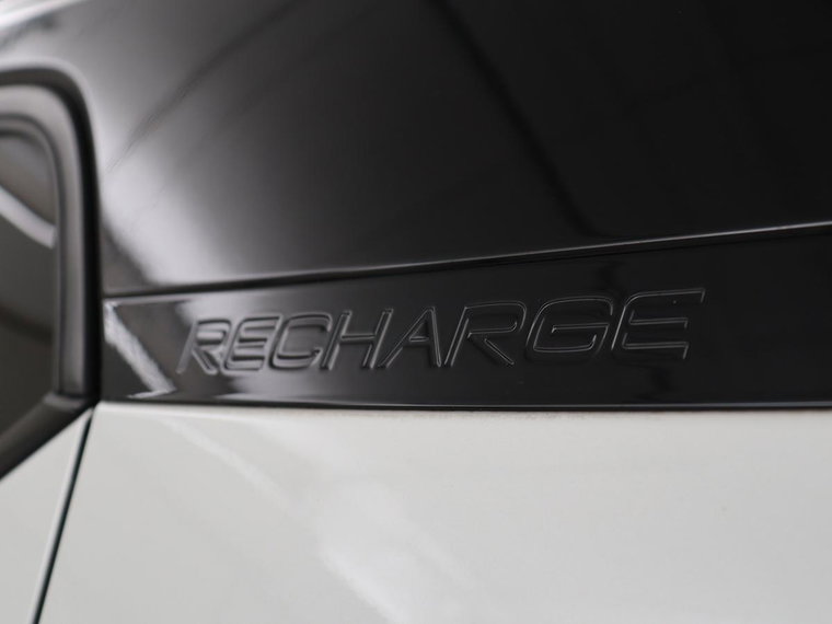 Vehicle Image 41