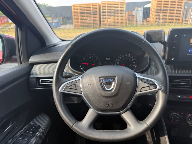 Vehicle Image 28