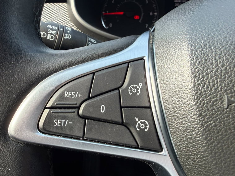 Vehicle Image 34