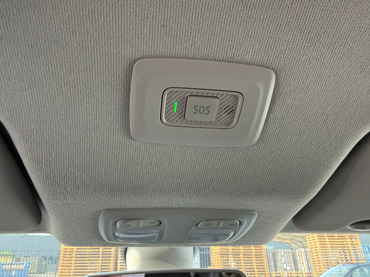Vehicle Image 36