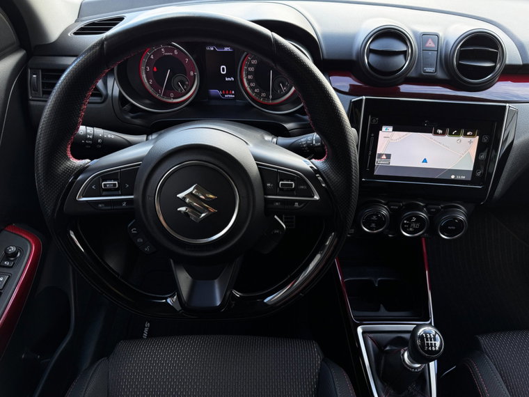 Vehicle Image 11