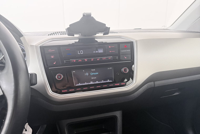Vehicle Image 21