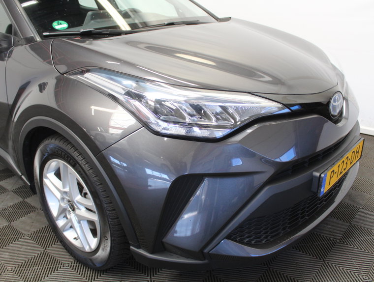 Vehicle Image 13