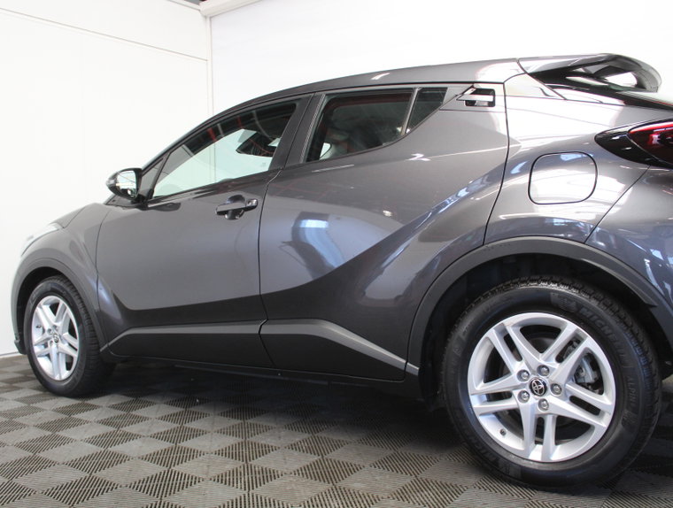 Vehicle Image 19