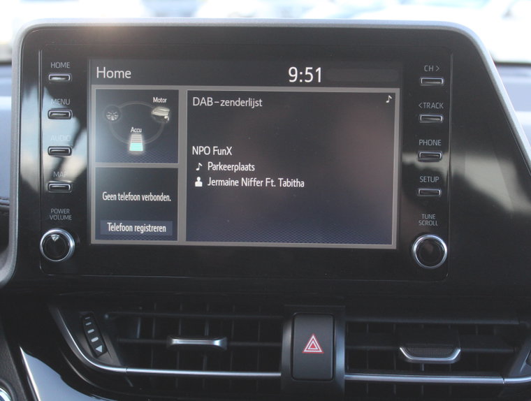 Vehicle Image 32