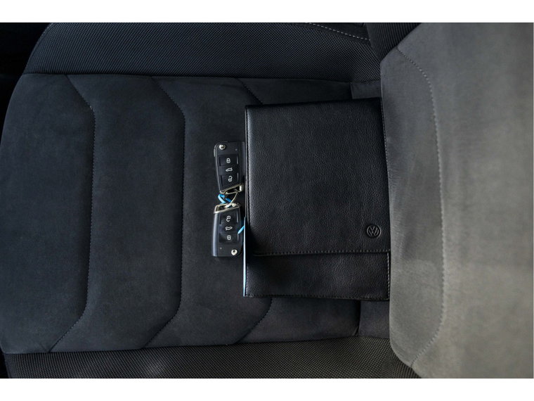 Vehicle Image 40