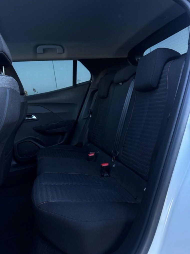 Vehicle Image 22