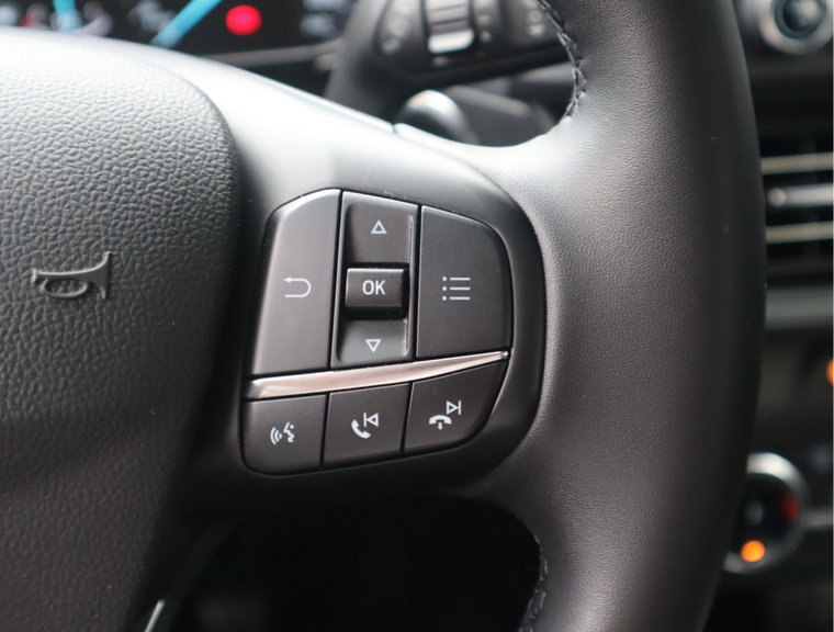 Vehicle Image 26