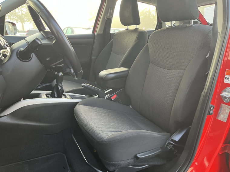 Vehicle Image 28