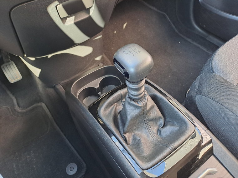 Vehicle Image 31
