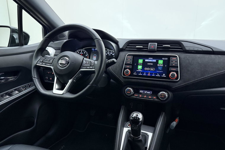 Vehicle Image 30
