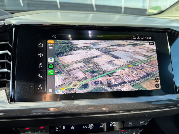 Vehicle Image 21