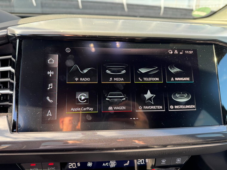Vehicle Image 23