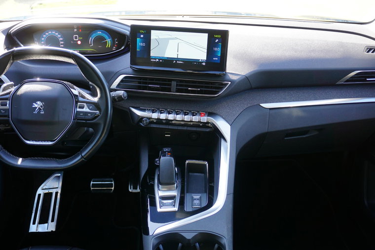 Vehicle Image 32