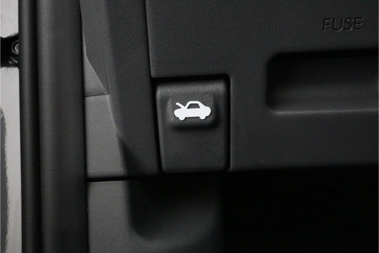 Vehicle Image 48
