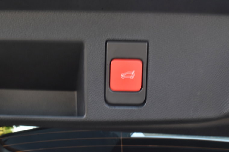 Vehicle Image 33