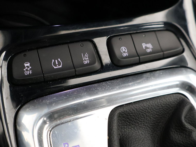 Vehicle Image 33