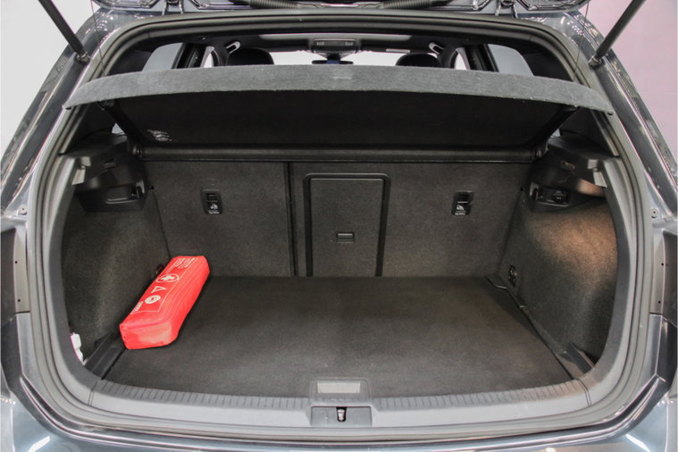 Vehicle Image 38