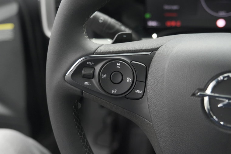 Vehicle Image 39