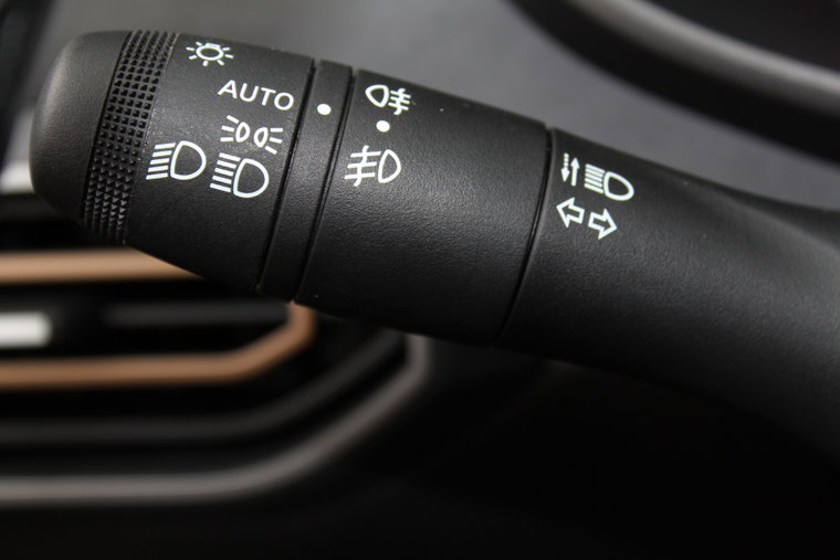 Vehicle Image 13
