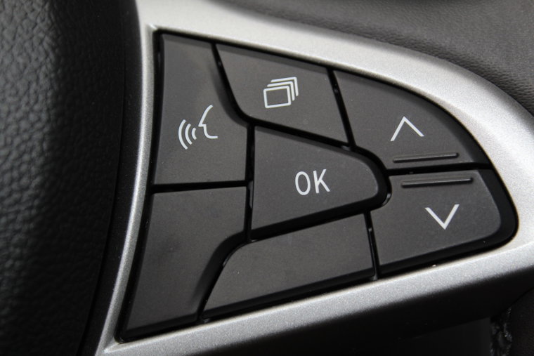 Vehicle Image 16