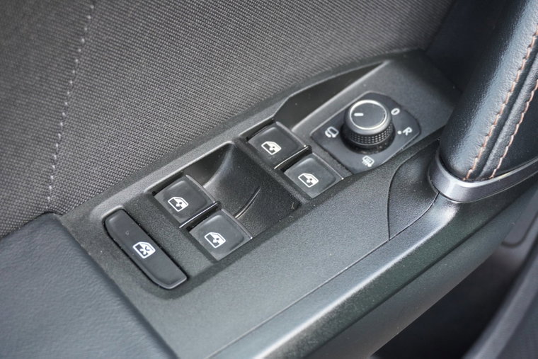Vehicle Image 39