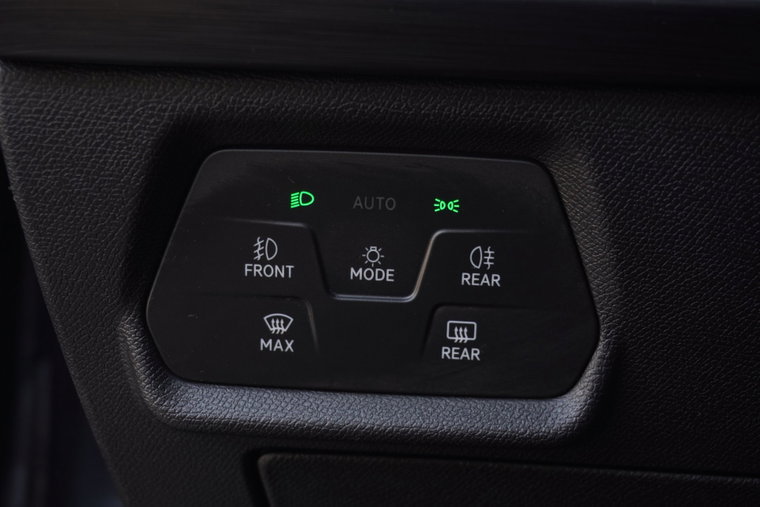 Vehicle Image 42