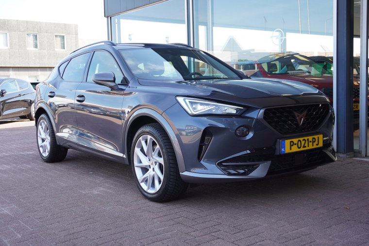 Vehicle Image 9
