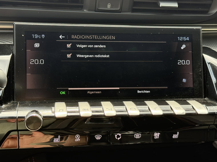 Vehicle Image 39